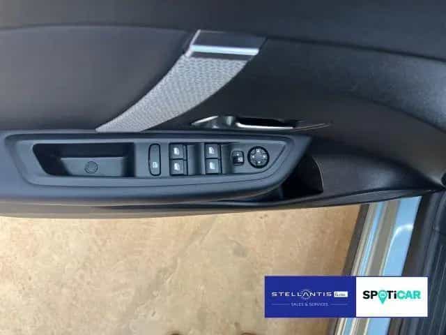 Citroën C4 1.2 PureTech 130 Shine *AHK C4 1.2 PureTech 1 11/2023-photo-11