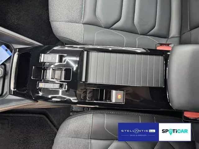 Citroën C4 1.2 PureTech 130 Shine *AHK C4 1.2 PureTech 1 11/2023-photo-13