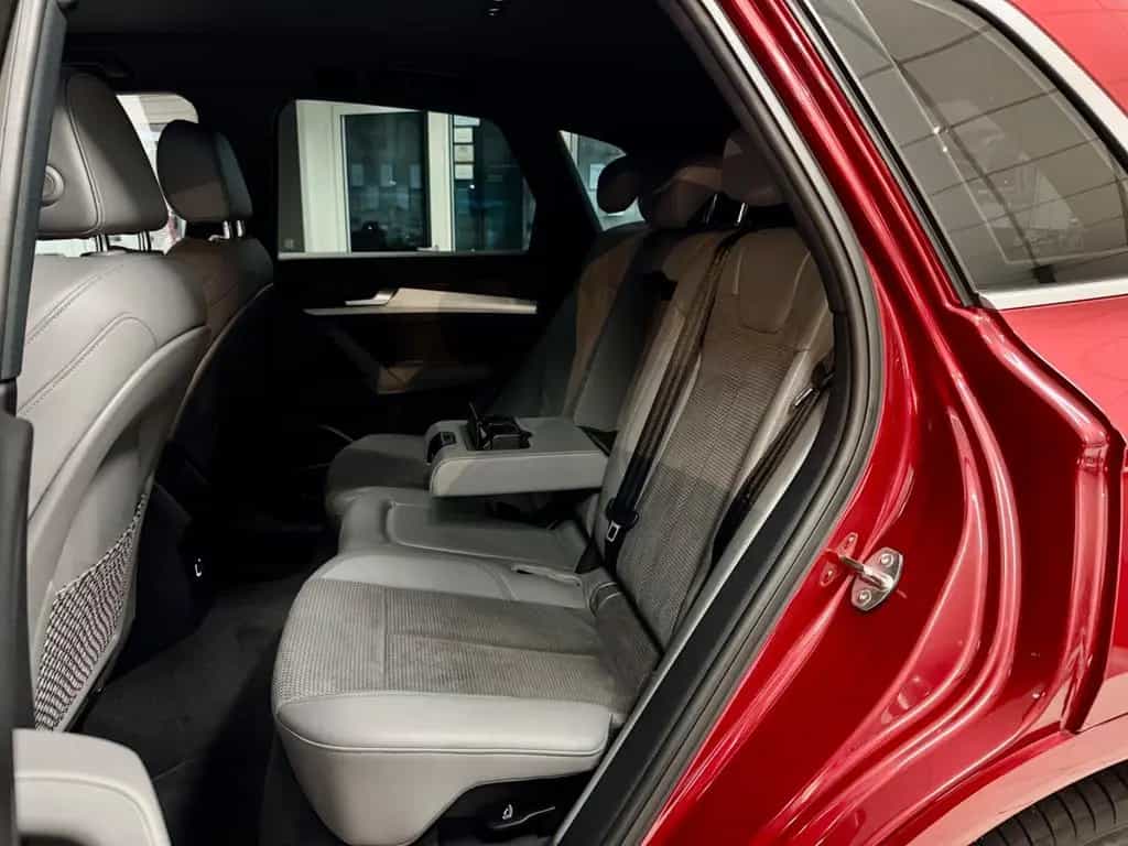 Audi SQ5 3.0 TFSI QUATTRO AHK LEDER NAVI B&O MATRIX 02/2018-photo-23