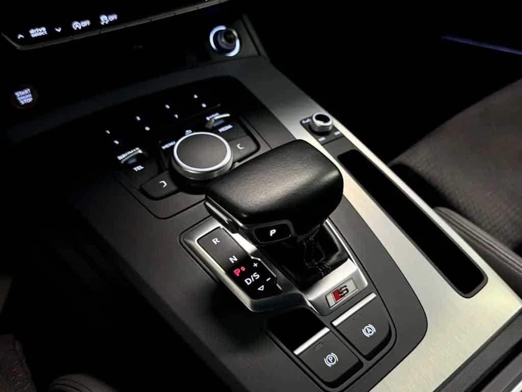 Audi SQ5 3.0 TFSI QUATTRO AHK LEDER NAVI B&O MATRIX 02/2018-photo-39