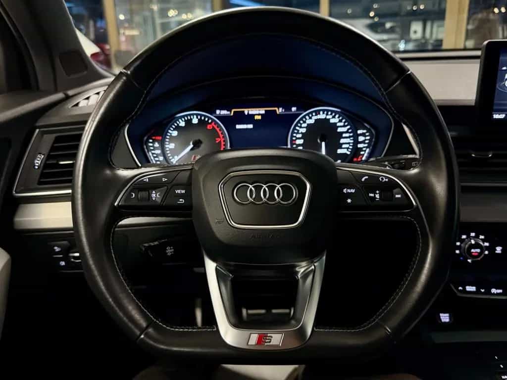Audi SQ5 3.0 TFSI QUATTRO AHK LEDER NAVI B&O MATRIX 02/2018-photo-40