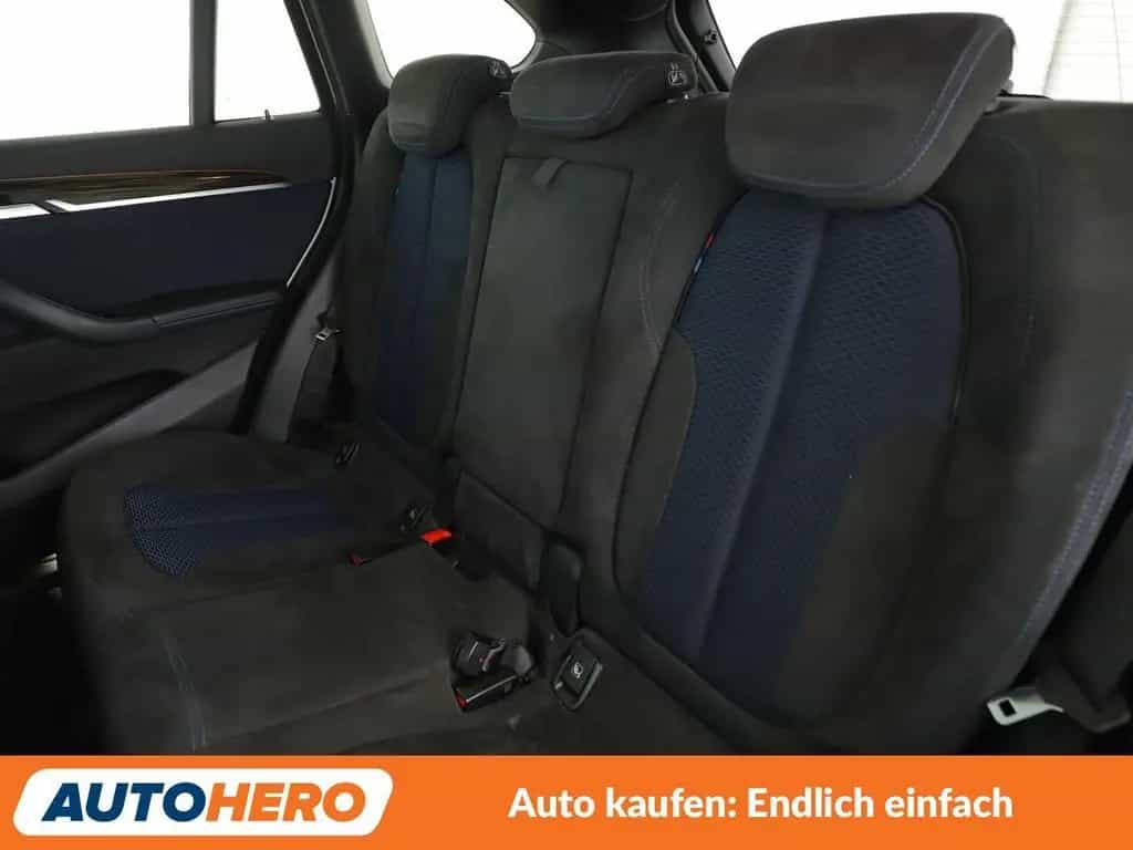 BMW X1 sDrive 20i M Sport Aut.*NAVI*LED*HUD*PANO*H&K 01/2019-photo-14