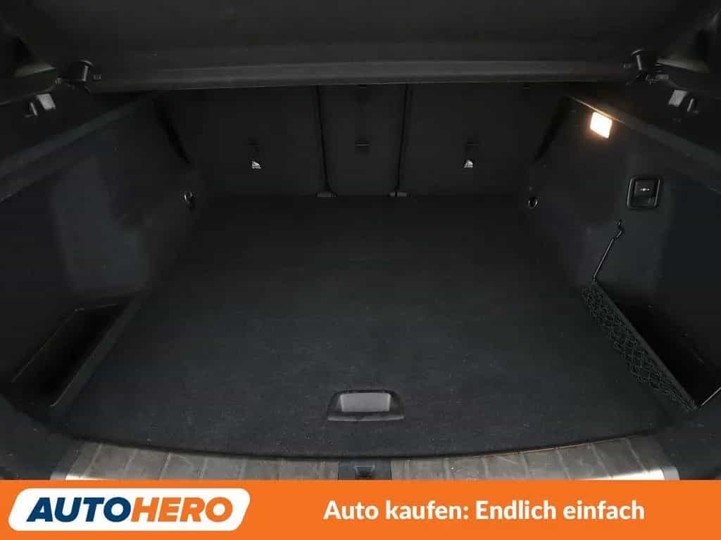 BMW X1 sDrive 20i M Sport Aut.*NAVI*LED*HUD*PANO*H&K 01/2019-photo-16