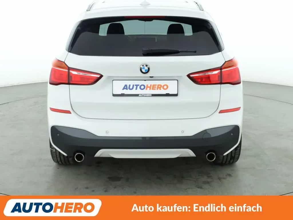 BMW X1 sDrive 20i M Sport Aut.*NAVI*LED*HUD*PANO*H&K 01/2019-photo-3