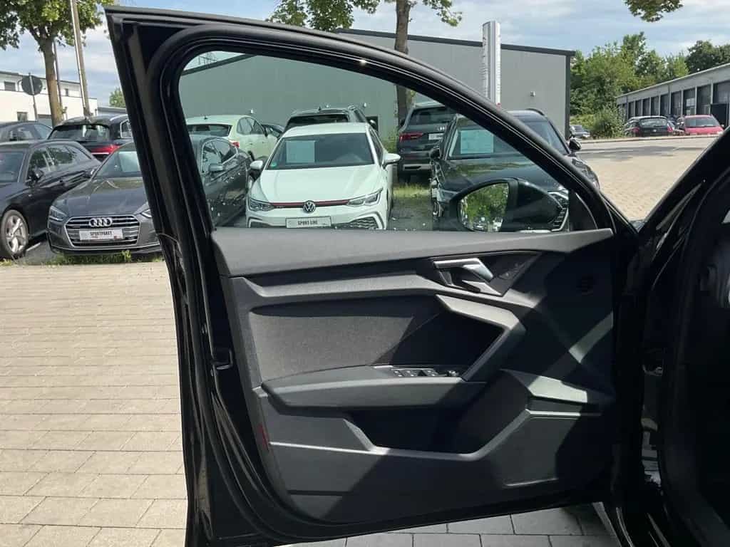 Audi A3 SB 35 TDI S-Tr. ACC DAB Lane LED Navi ViCo 12/2021-photo-12