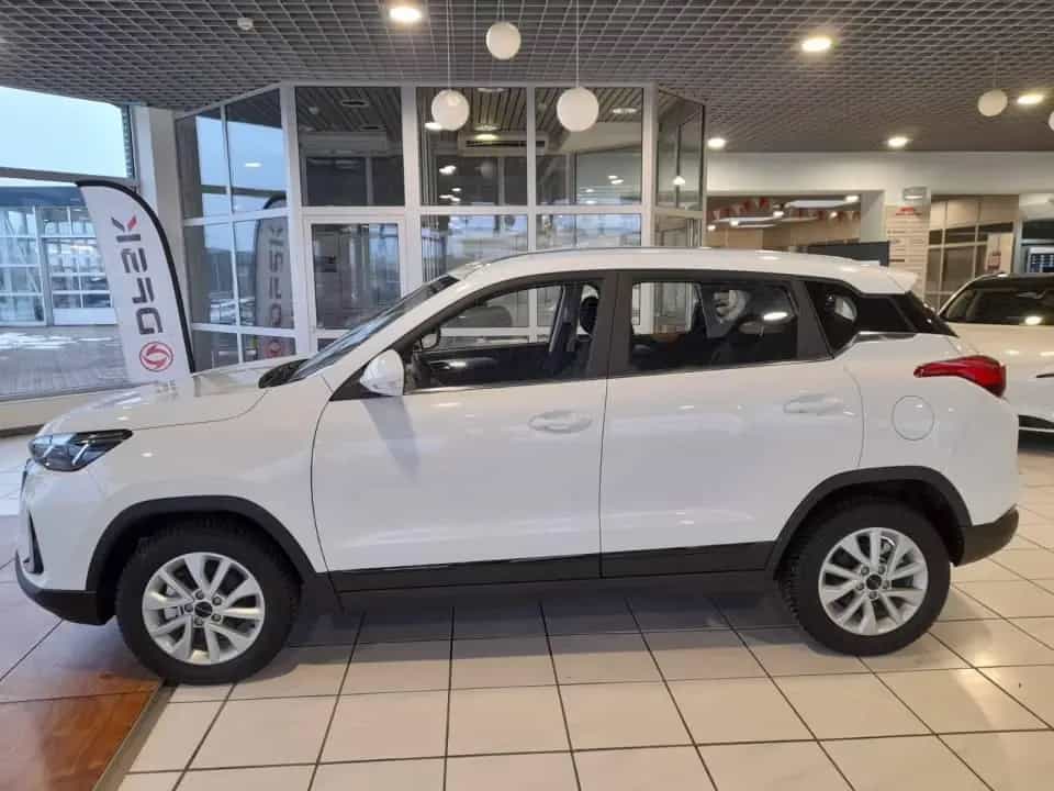 BAIC X35 1.5 l Fashion 12/2025-photo-1