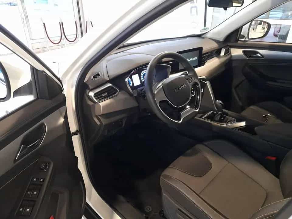 BAIC X35 1.5 l Fashion 12/2025-photo-3