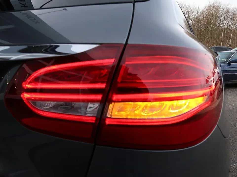 Mercedes-Benz C-Class 220 d T-Modell Avantgarde*Vollausstattung*Sche 06/2018-photo-11