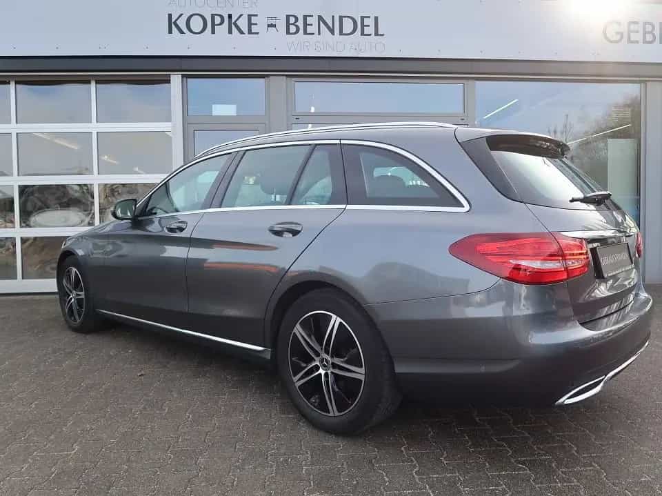 Mercedes-Benz C-Class 220 d T-Modell Avantgarde*Vollausstattung*Sche 06/2018-photo-2