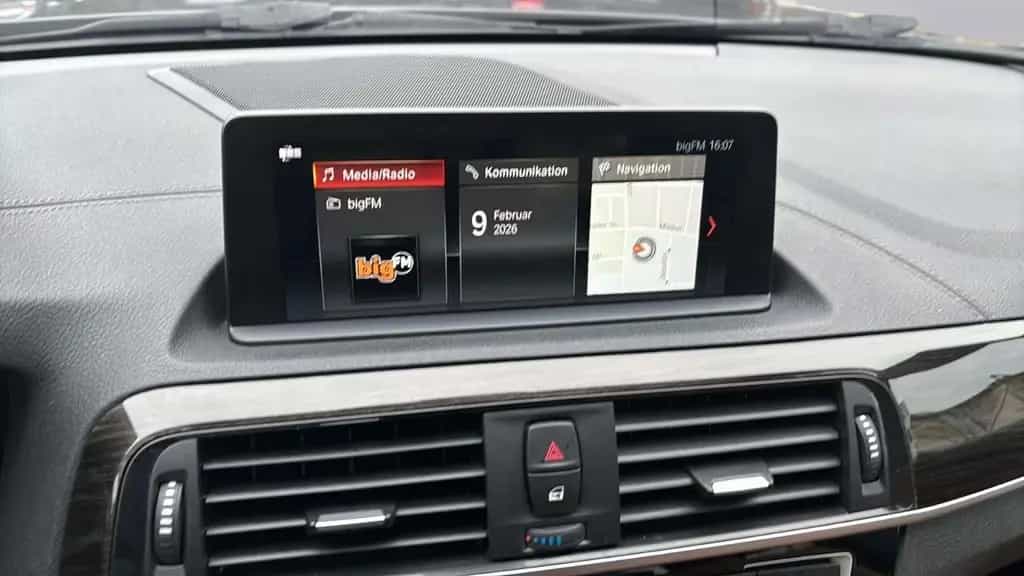 BMW 2 Series i Coupe*M* Luxury Line*Automatik*SHZ*1.Hand* 07/2019-photo-18