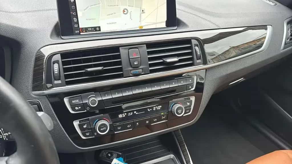 BMW 2 Series i Coupe*M* Luxury Line*Automatik*SHZ*1.Hand* 07/2019-photo-20