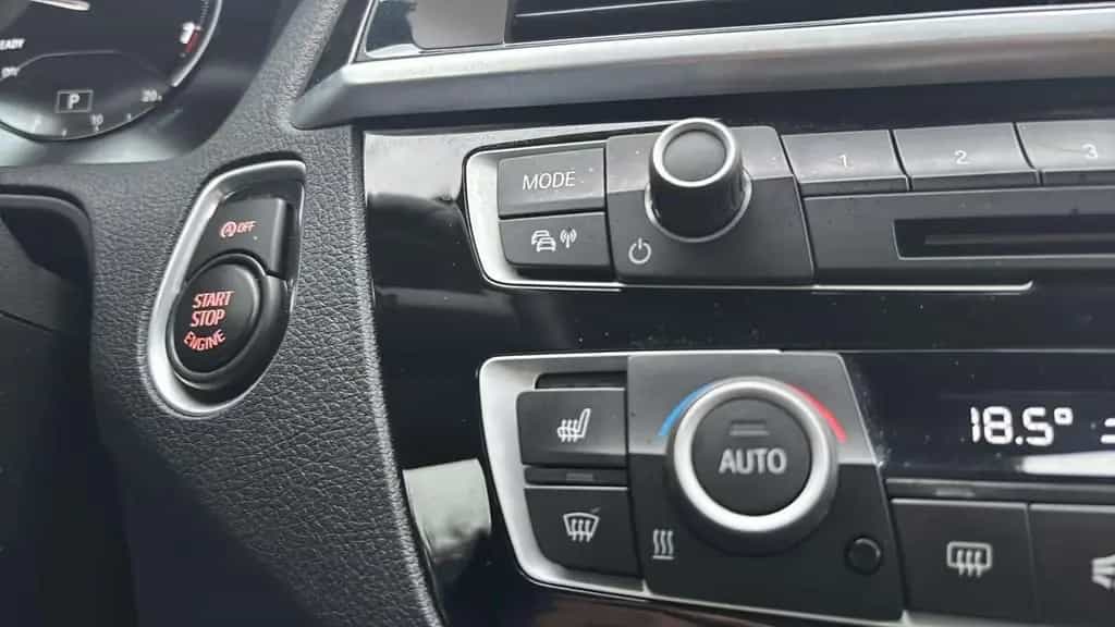 BMW 2 Series i Coupe*M* Luxury Line*Automatik*SHZ*1.Hand* 07/2019-photo-22