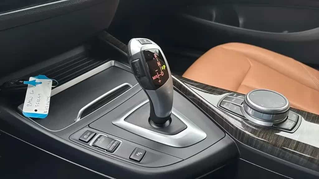 BMW 2 Series i Coupe*M* Luxury Line*Automatik*SHZ*1.Hand* 07/2019-photo-28