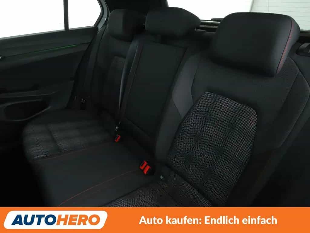 Volkswagen Golf VIII 2.0 TSI GTI Aut.*NAVI*LED*ACC* 01/2021-photo-12