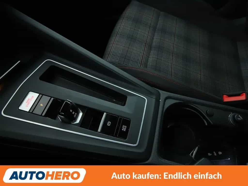Volkswagen Golf VIII 2.0 TSI GTI Aut.*NAVI*LED*ACC* 01/2021-photo-22