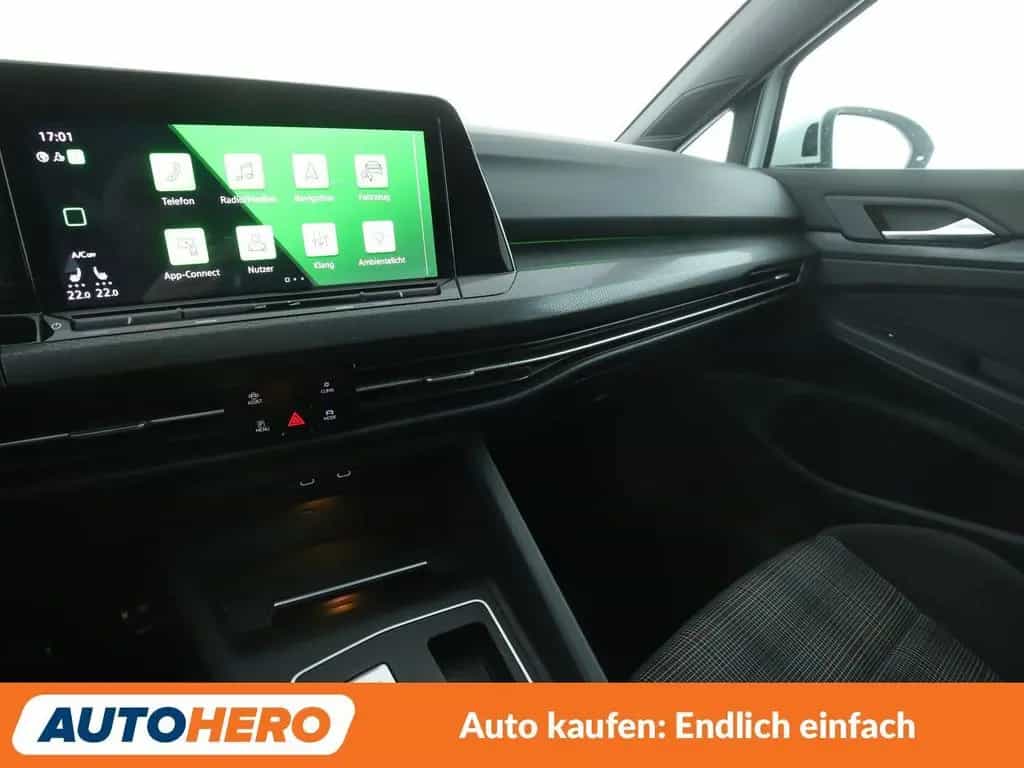 Volkswagen Golf VIII 2.0 TSI GTI Aut.*NAVI*LED*ACC* 01/2021-photo-23