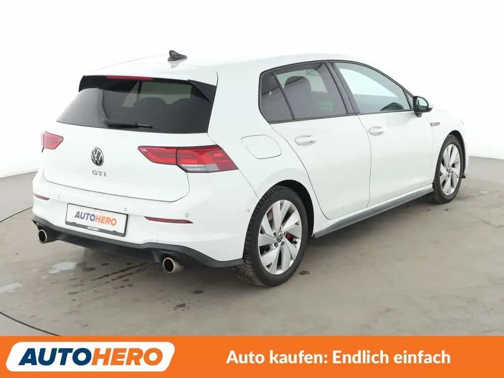 Volkswagen Golf VIII 2.0 TSI GTI Aut.*NAVI*LED*ACC* 01/2021-photo-4