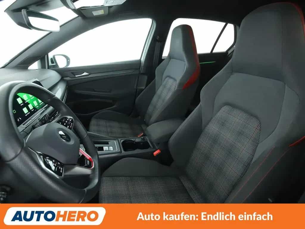 Volkswagen Golf VIII 2.0 TSI GTI Aut.*NAVI*LED*ACC* 01/2021-photo-8