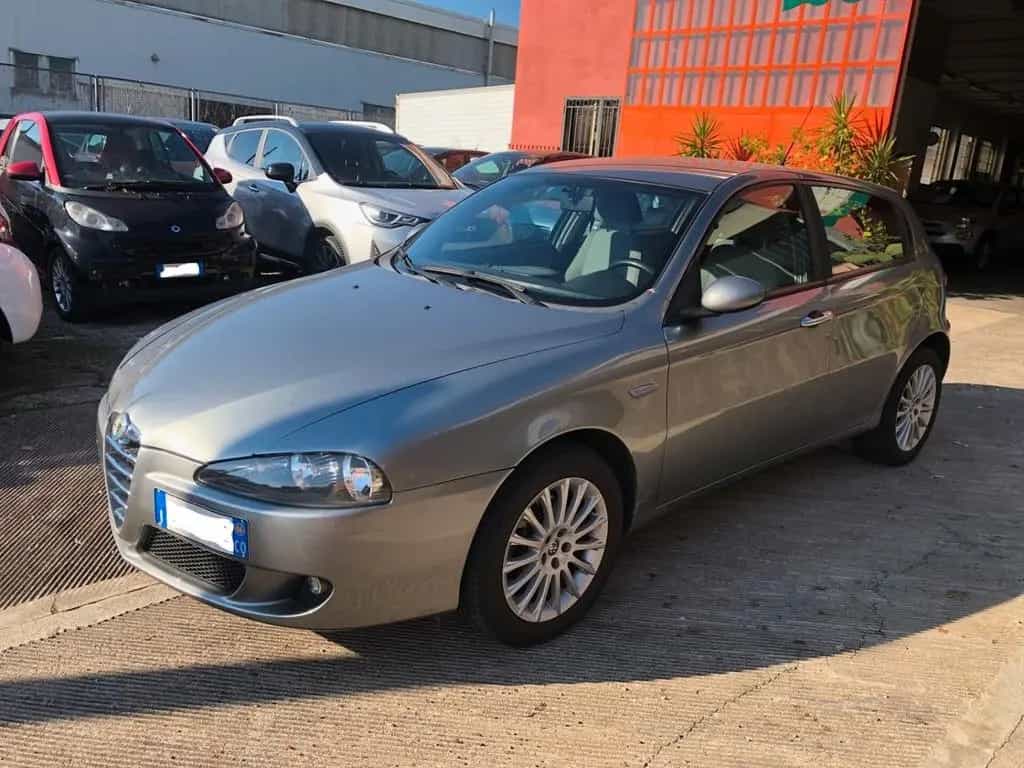 Alfa Romeo 147 1.6 16V TS (105) 5 porte Progress 05/2006-photo-0