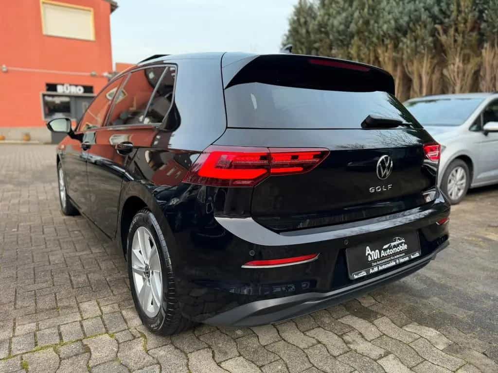 Volkswagen Golf VIII Lim. Life*Navi/Pano/IQ-Light/Kam/SHZ* 08/2020-photo-8