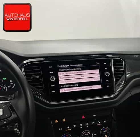 Volkswagen T-Roc 1.5 TSI Sport AHK+LED+NAVI+ACC+CARPLAY+ 04/2018-photo-24