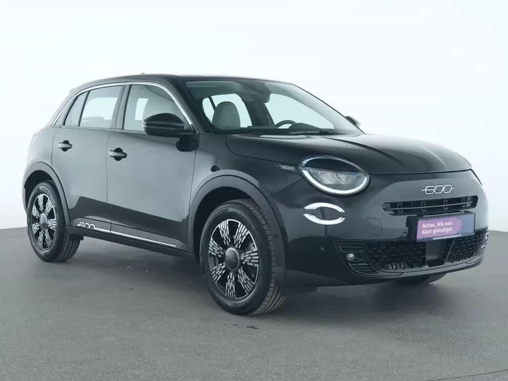 Fiat 600 LED|Style-Paket|Tempomat|Einparkhilfe 08/2024-photo-3