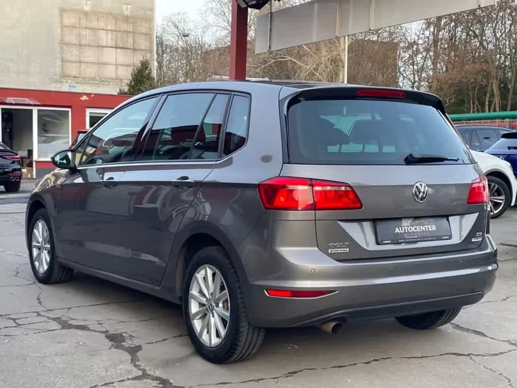 Volkswagen Golf Sportsvan 06/2015-photo-6