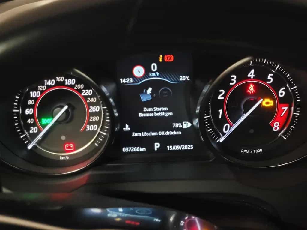 Jaguar F-Type 3.0 L P340 V6 R-Dynamic 01/2019-photo-13