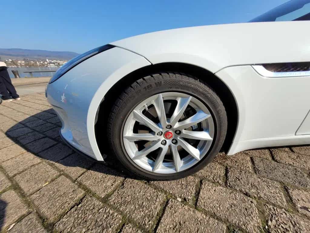 Jaguar F-Type 3.0 L P340 V6 R-Dynamic 01/2019-photo-15