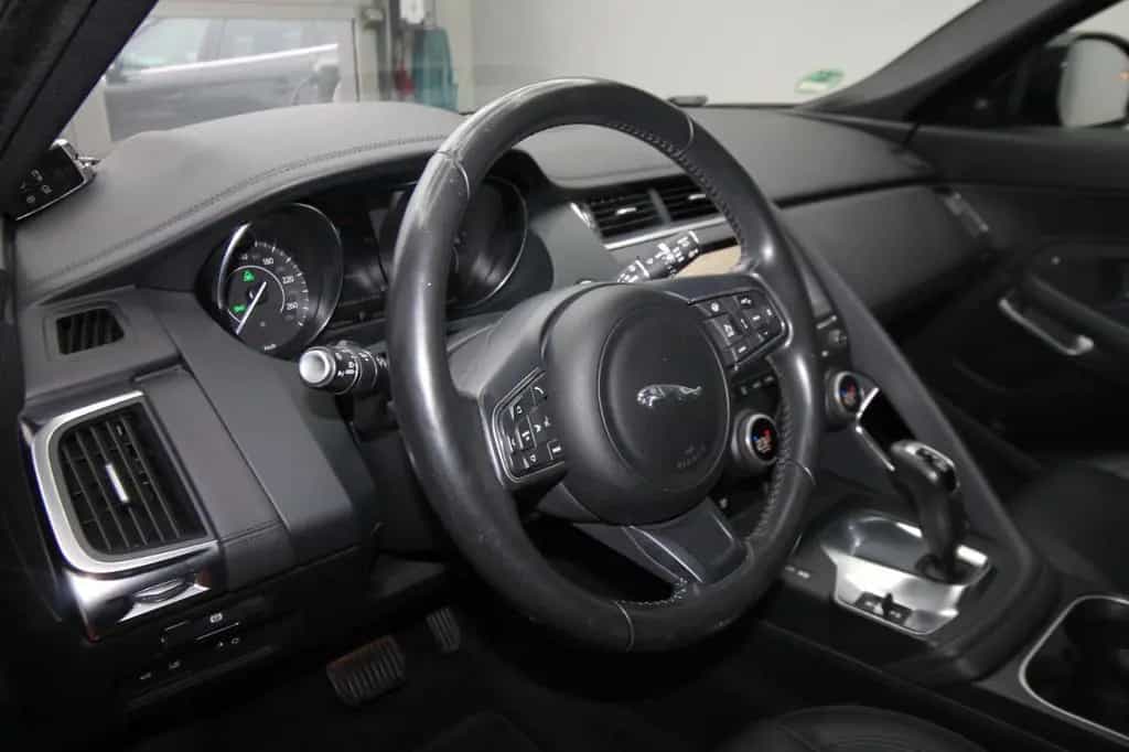 Jaguar E-Pace R-Dynamic S AWD LED ACC Navi Panorama 10/2019-photo-19