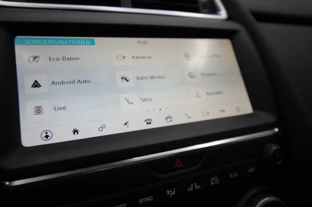 Jaguar E-Pace R-Dynamic S AWD LED ACC Navi Panorama 10/2019-photo-25