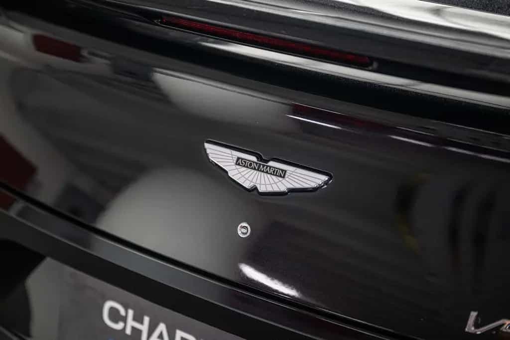 Aston Martin Vanquish VOLANTE 5.9 V12 570 CH 03/2018-photo-15