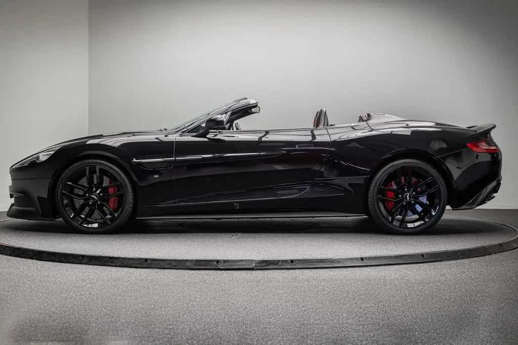 Aston Martin Vanquish VOLANTE 5.9 V12 570 CH 03/2018-photo-7