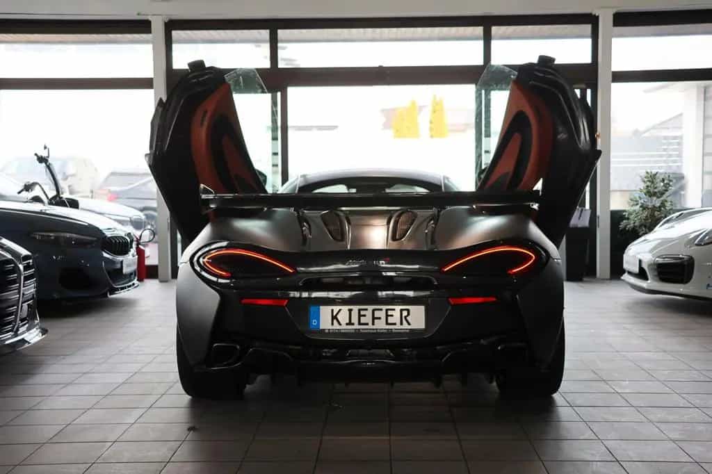 McLaren 570S 3.8 V8 Coupé/Carbon/Lifting System/KERAMIK 07/2016-photo-11