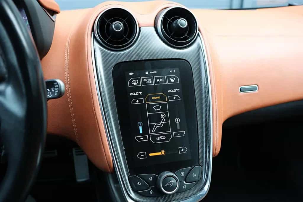McLaren 570S 3.8 V8 Coupé/Carbon/Lifting System/KERAMIK 07/2016-photo-31