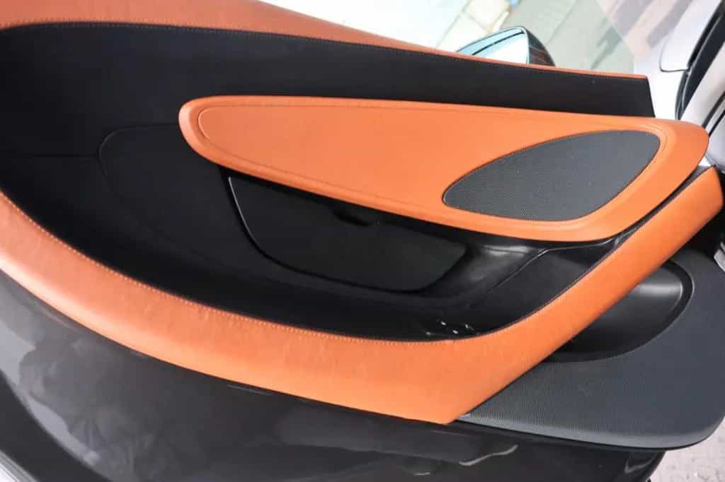 McLaren 570S 3.8 V8 Coupé/Carbon/Lifting System/KERAMIK 07/2016-photo-32