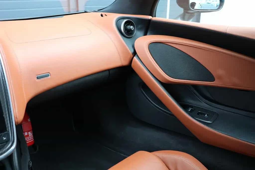 McLaren 570S 3.8 V8 Coupé/Carbon/Lifting System/KERAMIK 07/2016-photo-34
