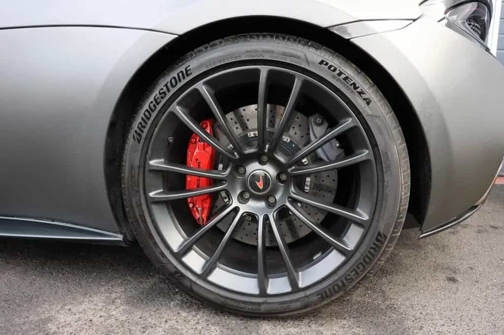 McLaren 570S 3.8 V8 Coupé/Carbon/Lifting System/KERAMIK 07/2016-photo-38