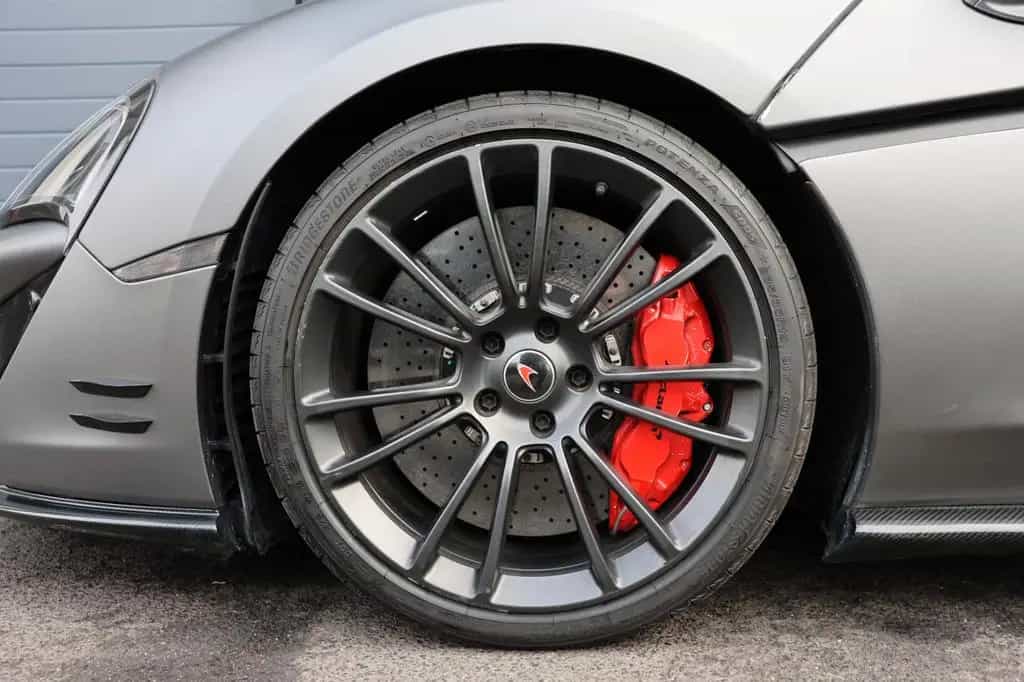 McLaren 570S 3.8 V8 Coupé/Carbon/Lifting System/KERAMIK 07/2016-photo-39