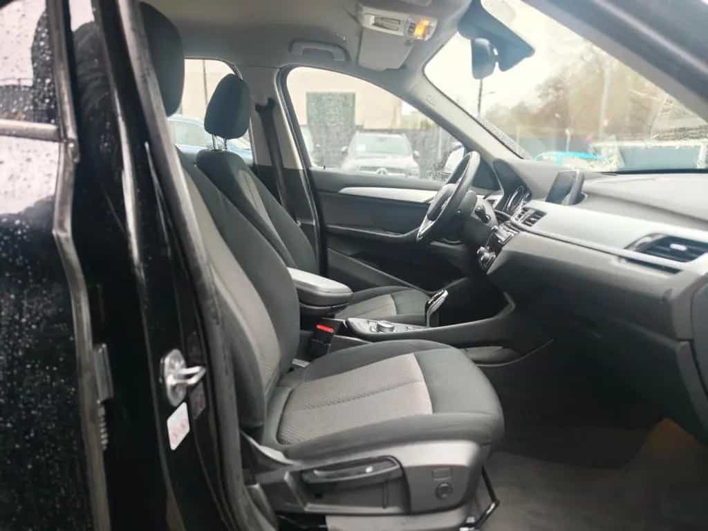 BMW X1 xDRIVE*2.0D*AUT*ADVANTAGE*LED*AHK*NAVI*ASSIST 02/2019-photo-14