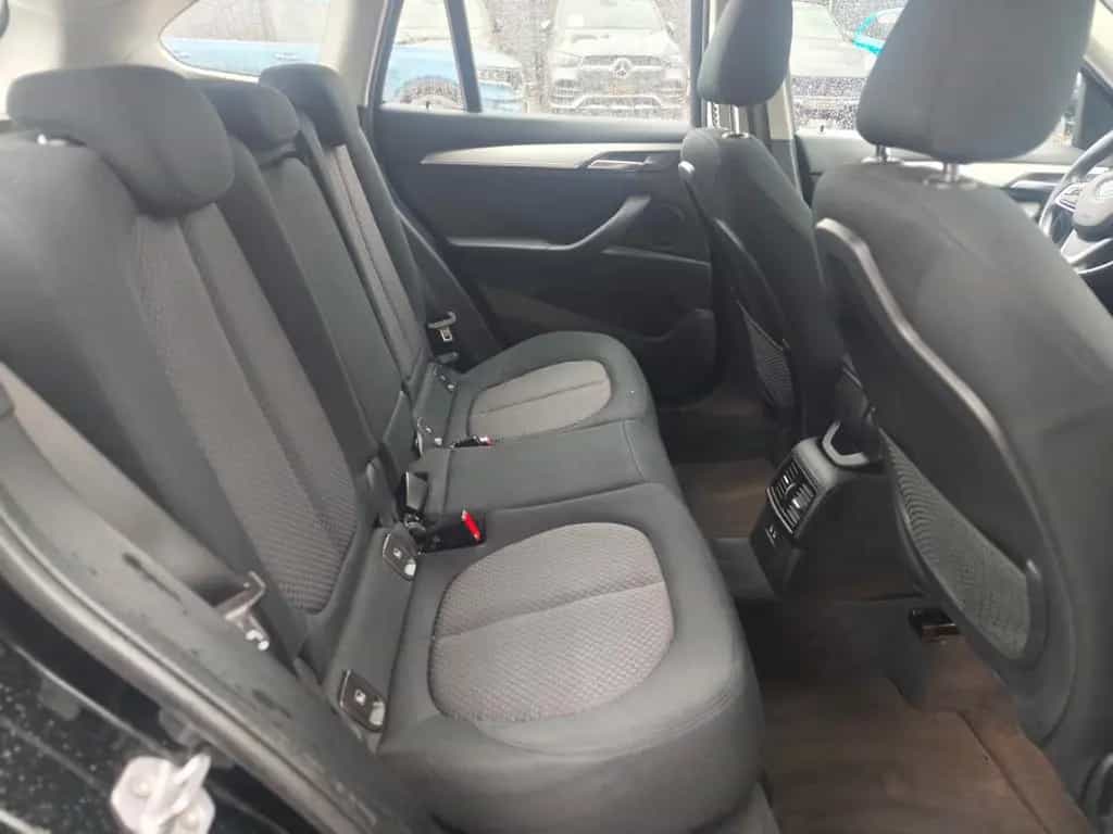 BMW X1 xDRIVE*2.0D*AUT*ADVANTAGE*LED*AHK*NAVI*ASSIST 02/2019-photo-17