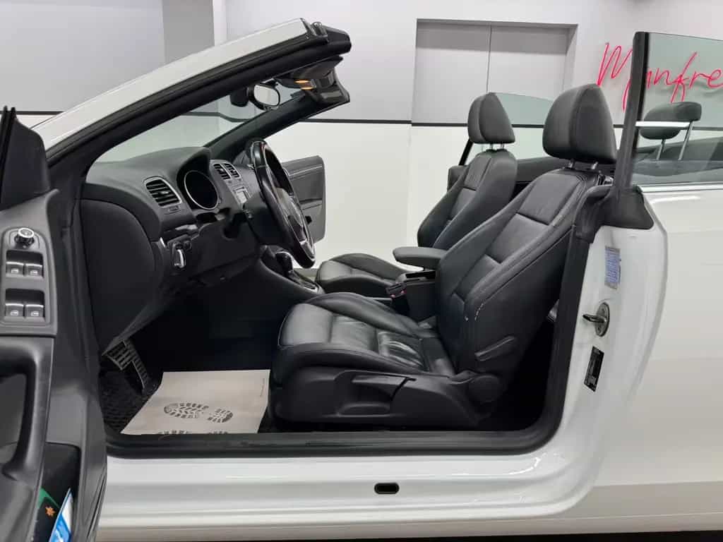Volkswagen Golf 10/2011-photo-11