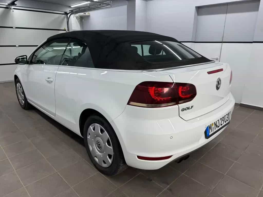 Volkswagen Golf 10/2011-photo-2