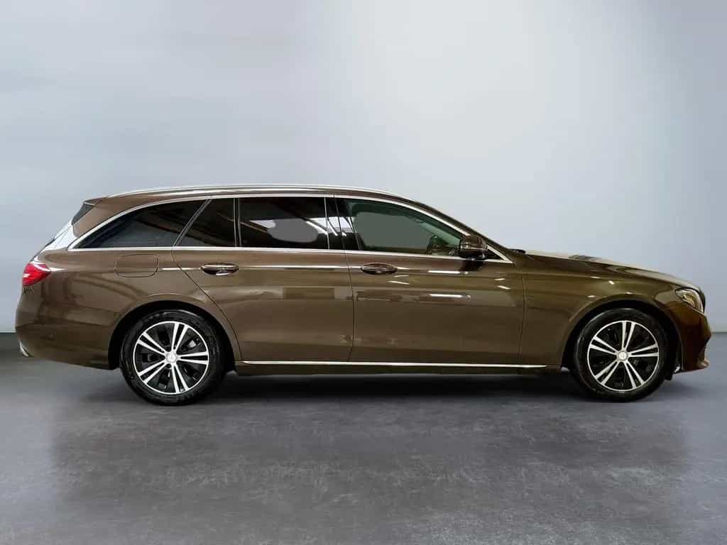 Mercedes-Benz E-Class 200 T Avantgarde AHK schwenkbar Garantie Le... 01/2017-photo-1