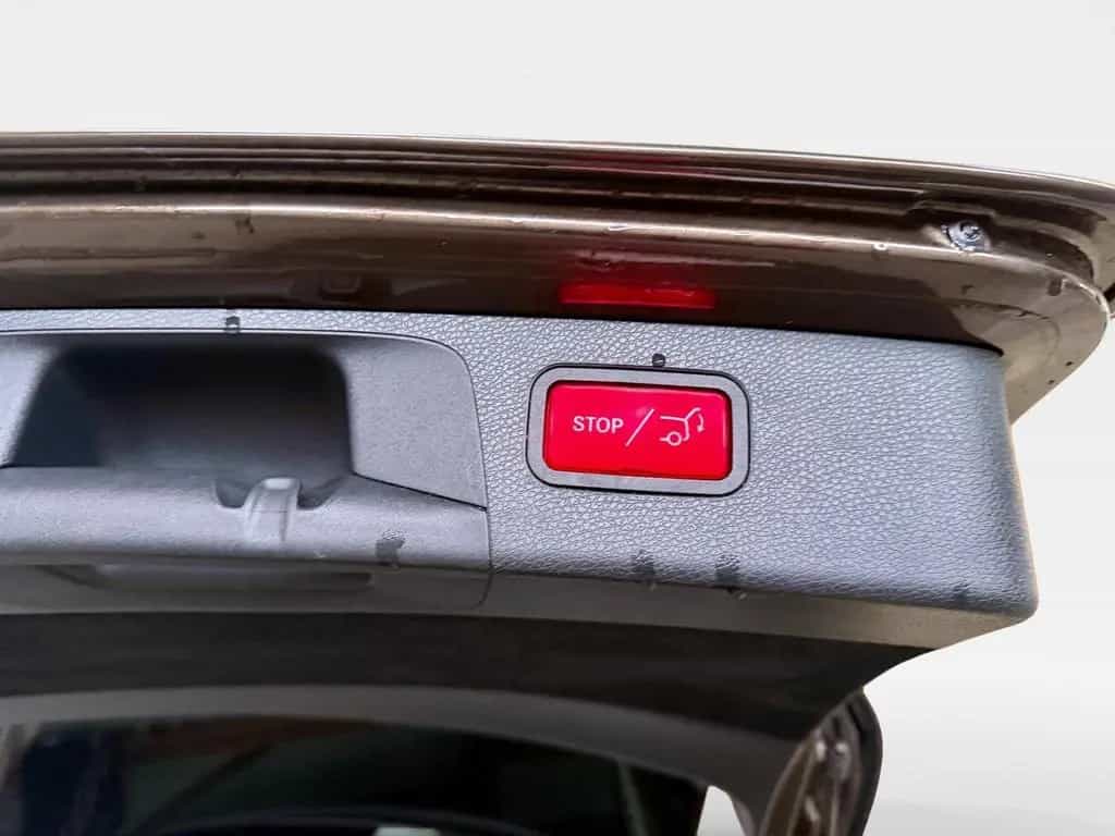 Mercedes-Benz E-Class 200 T Avantgarde AHK schwenkbar Garantie Le... 01/2017-photo-21