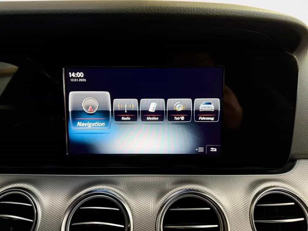 Mercedes-Benz E-Class 200 T Avantgarde AHK schwenkbar Garantie Le... 01/2017-photo-28
