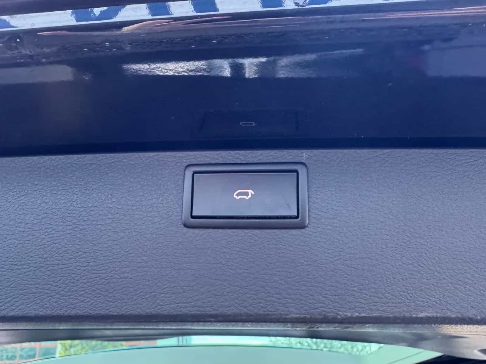 Volkswagen Transporter Multivan 03/2019-photo-15