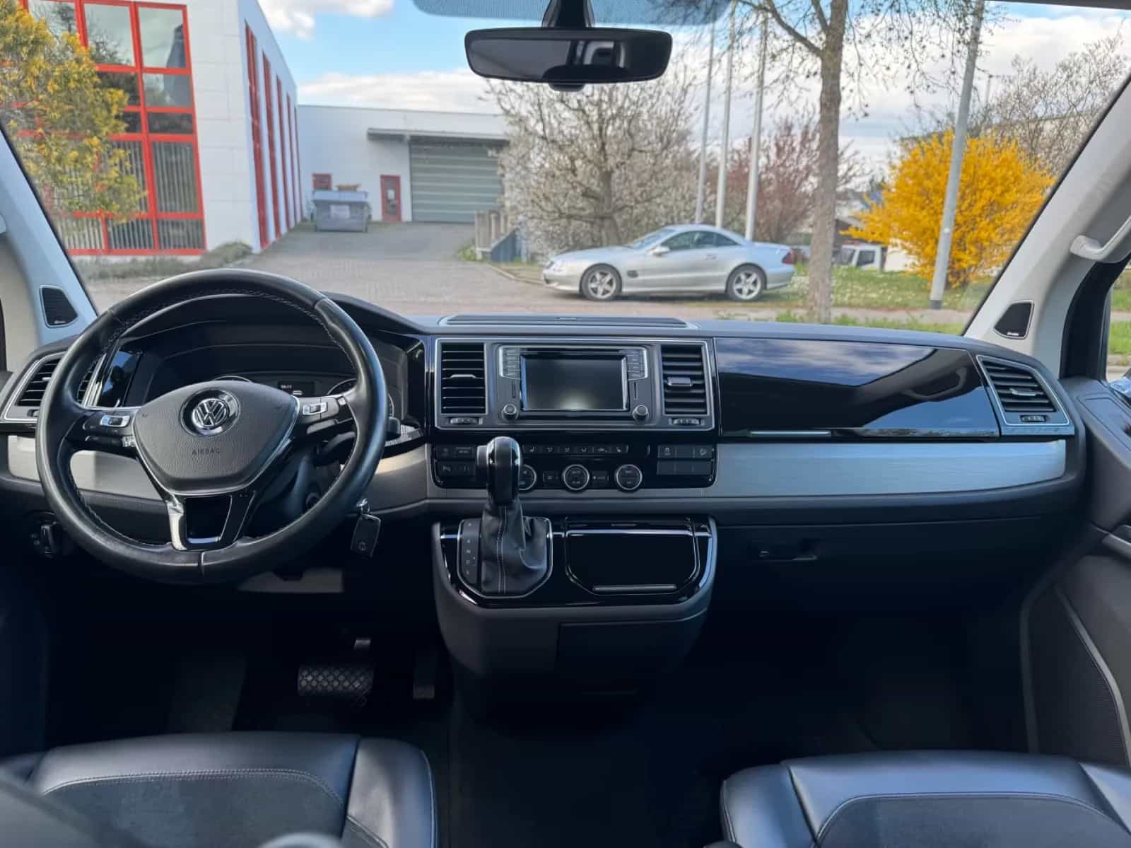 Volkswagen Transporter Multivan 03/2019-photo-7
