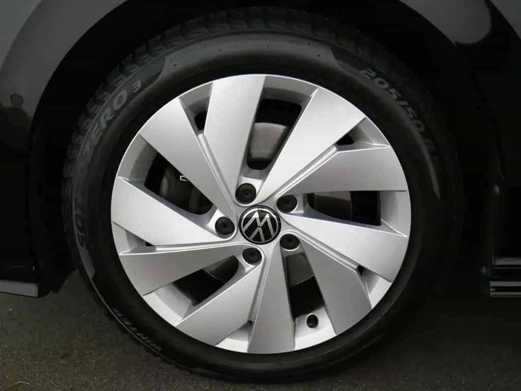 Volkswagen Golf VIII Variant 2.0 TSI DSG R-line LED Navi H 09/2022-photo-18