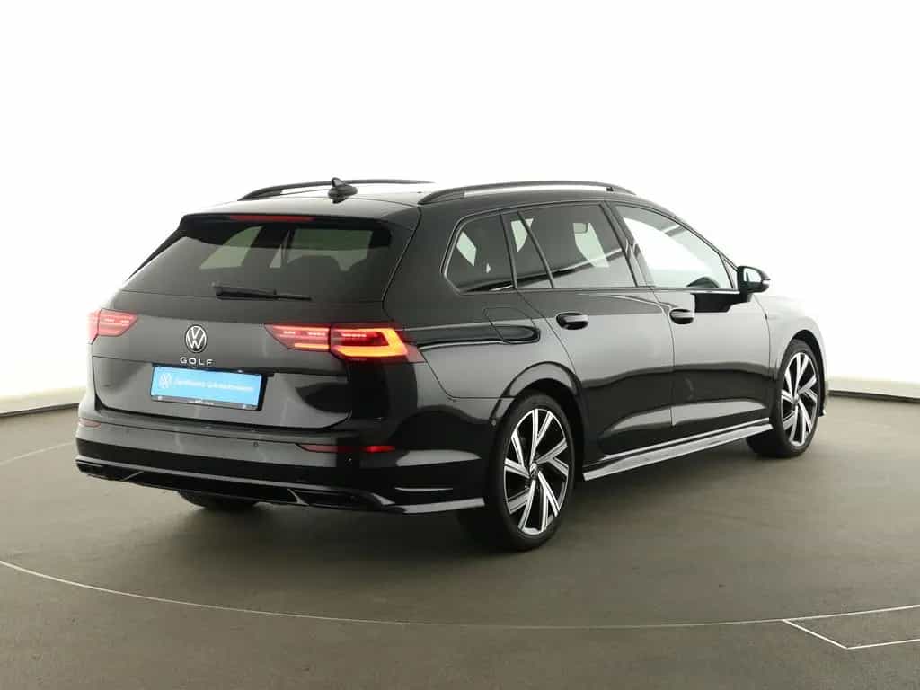 Volkswagen Golf VIII Variant 2.0 TSI DSG R-line LED Navi H 09/2022-photo-6
